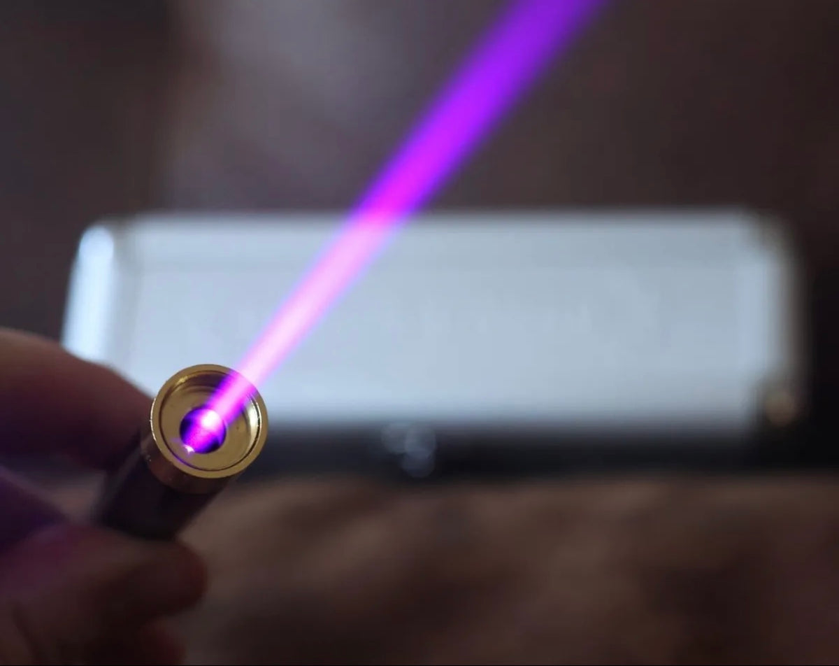 591nm Laser Pointer Pen, Golden Yellow (Tinker Tavern) – Tinker Lasers